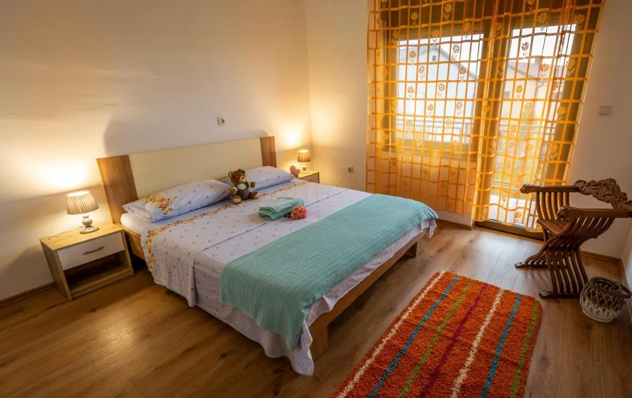 Vanessa Apartman